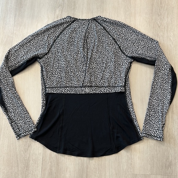 Lululemon Cover Me Long Sleeve - Picture 5 of 6